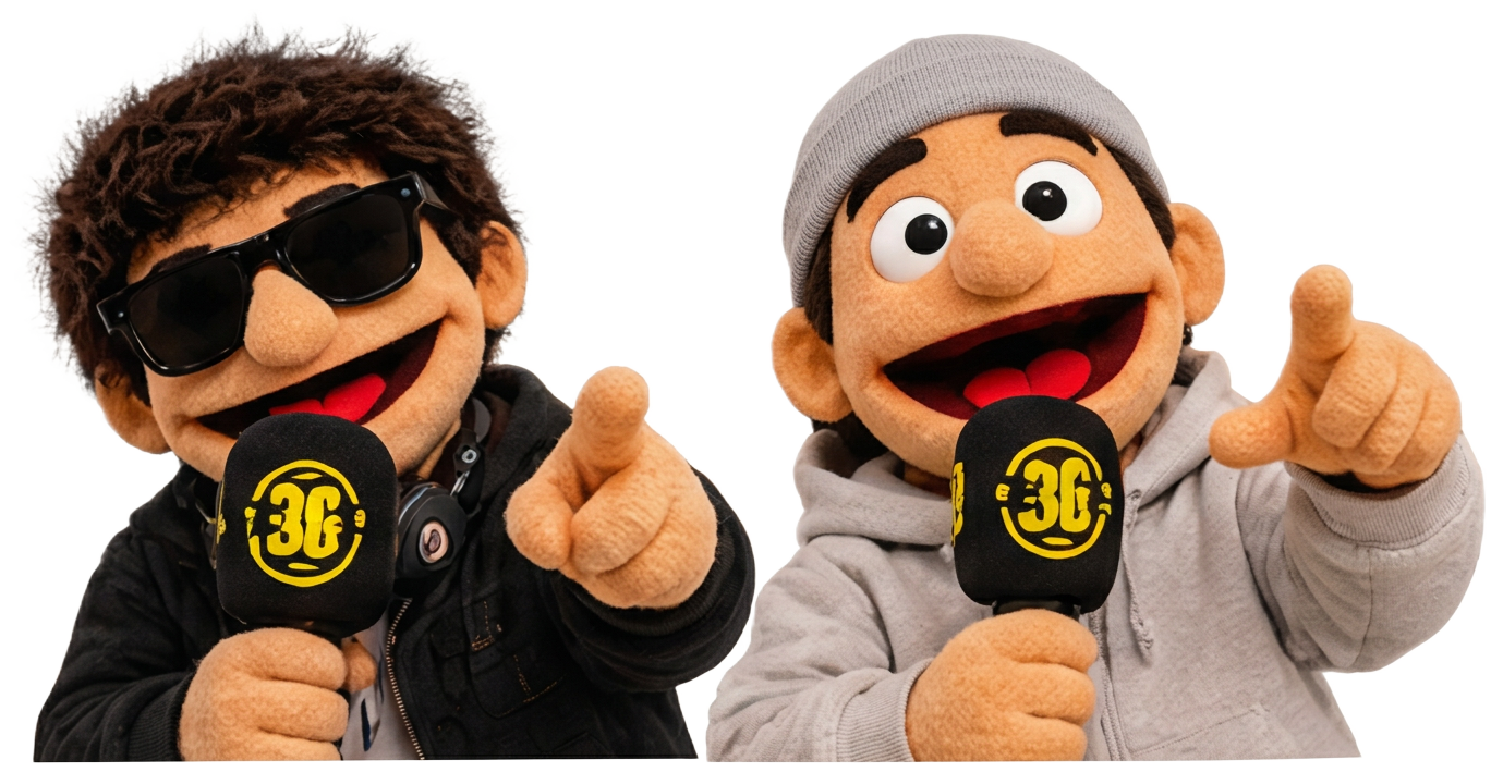Tino y Tado con micrófonos del podcast